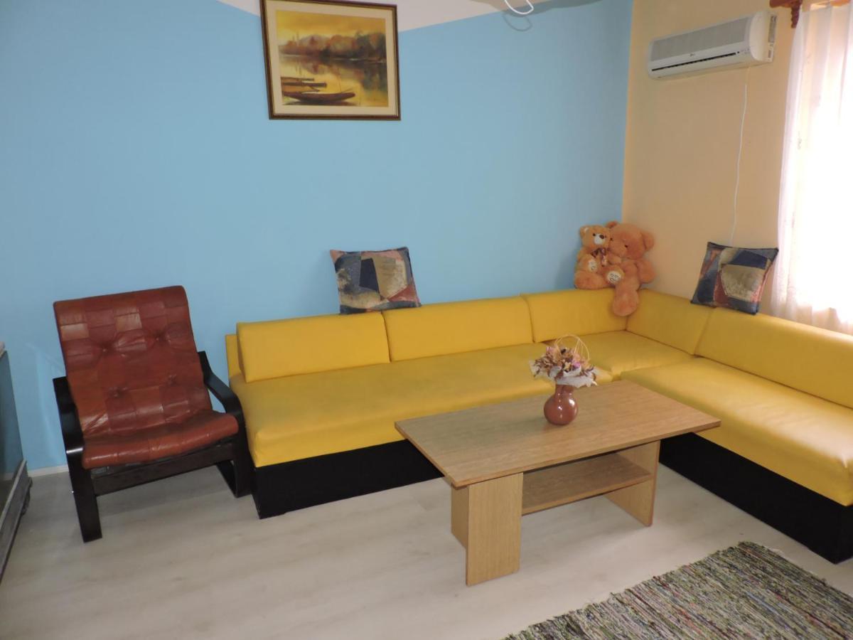 Liza Panzio Bed & Breakfast Mali Idos Ngoại thất bức ảnh